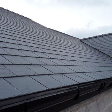 Estillo 33 Blue Grey Premium Heavy Pre Holed Natural Roof Slate - 500 x 250 x 7mm - Lifestyle
