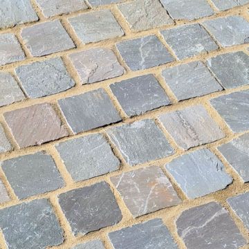 Pavestone Light Grey Natural Stone Setts - 100 x 100mm
