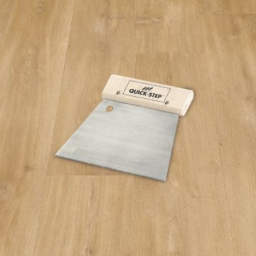 Quick-Step Flex Vinyl Flooring Adhesive Trowel QSVA2
