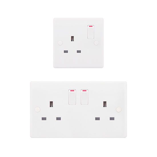 LGA Selectric Smooth Switched Socket