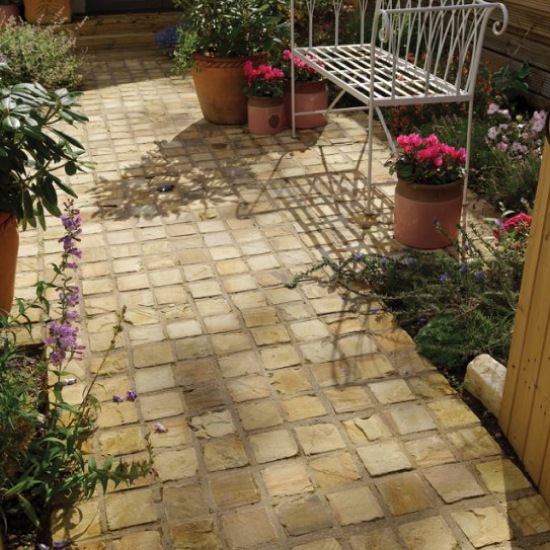 Pavestone Fossil Natural Stone Setts - 100 x 100mm