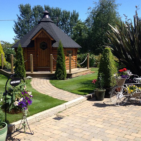 Tobermore Tegula Block Paving - 175 x 140 x 50mm Lifestyle Bracken