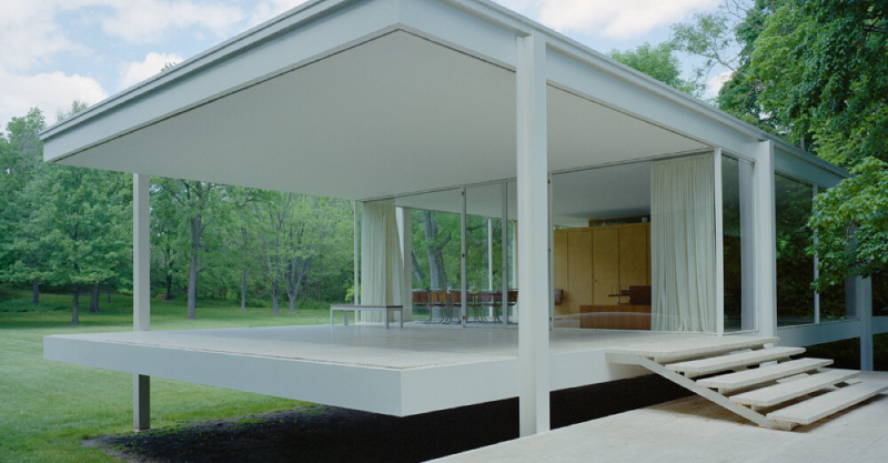 Edith Farnsworth house designed by Mies van der Rohe Edith Farnsworth house designed by Mies van der Rohe
