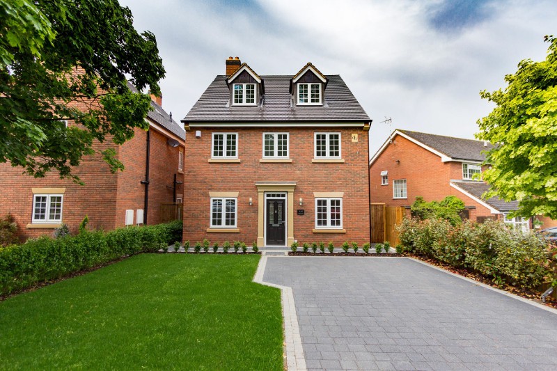 Tobermore Sienna Silver & Graphite Driveway Tobermore Sienna Silver & Graphite Driveway