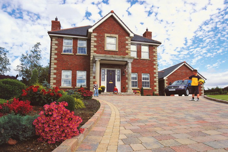 Tobermore Tegula Heather & Tegula Golden Setts Driveway Tobermore Tegula Heather & Tegula Golden Setts Driveway